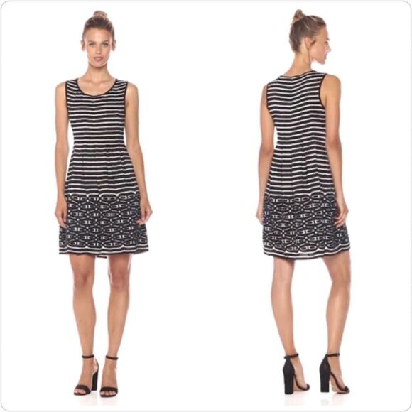 Max Studio knit jersey shift dress with pleats M - Picture 2 of 12
